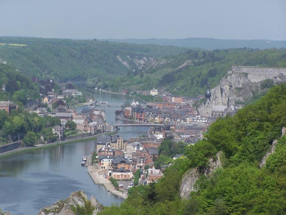 Laissez-Vous Enchanter Par La Vallee De La Meuse Hastiere-par-dela Luaran gambar