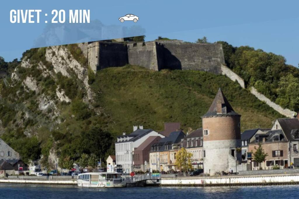 Laissez-Vous Enchanter Par La Vallee De La Meuse Hastiere-par-dela Luaran gambar